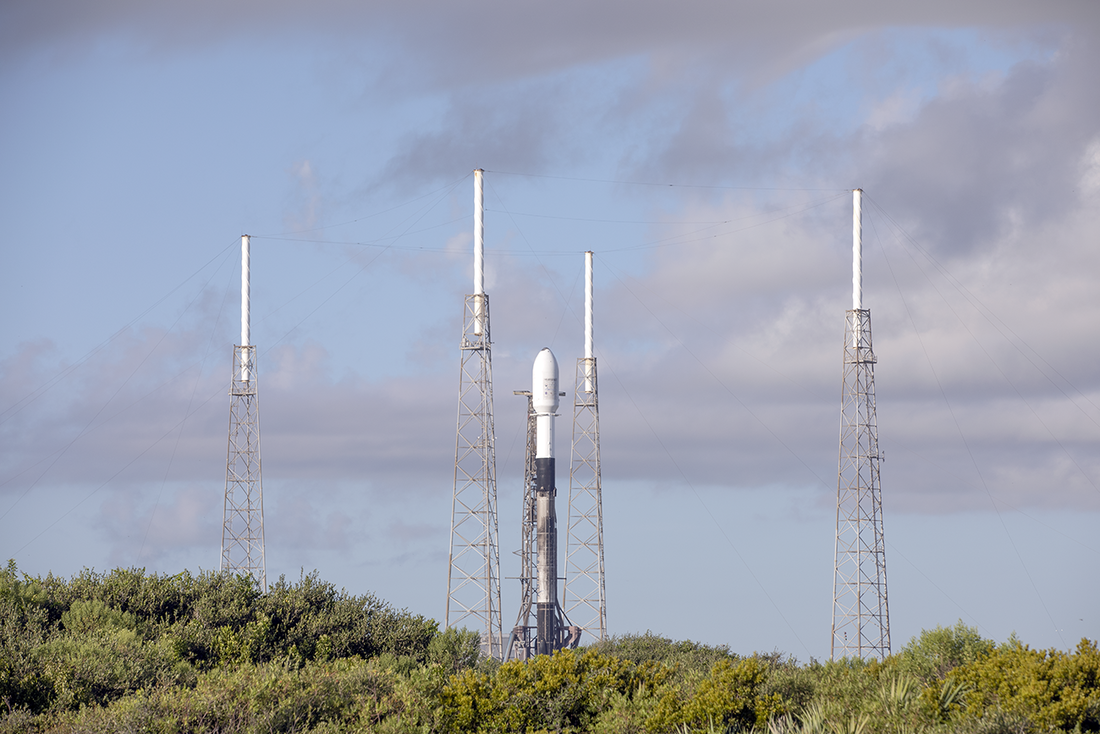 Close up image of KPLO on top of the SpaceX Falcon 9 rocket.